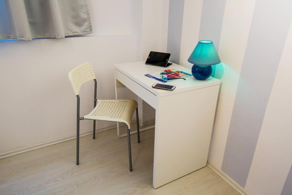 2 Bedrooms Apartment Close To Metro Dafni In Athen Exterior foto