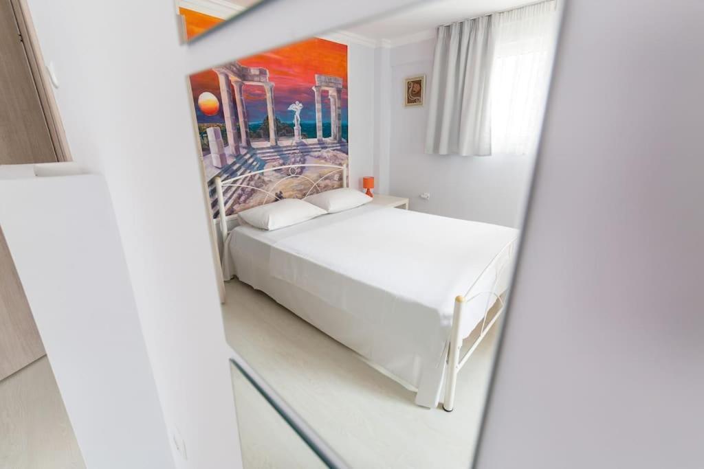2 Bedrooms Apartment Close To Metro Dafni In Athen Exterior foto